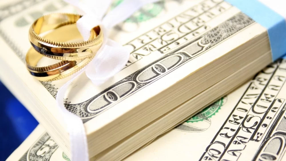 معایب ازدواج با دختر پولدار