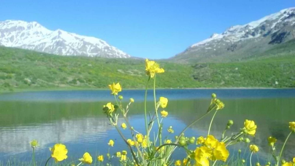 مسیر دسترسی به دریاچه گل پل