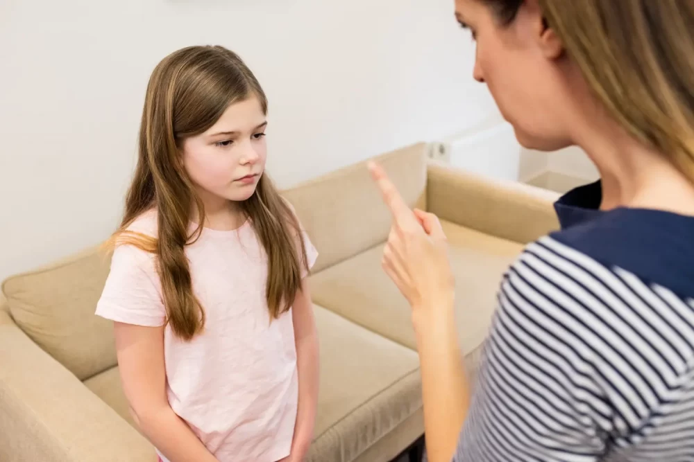 مقابله با والدین سخت‌گیر