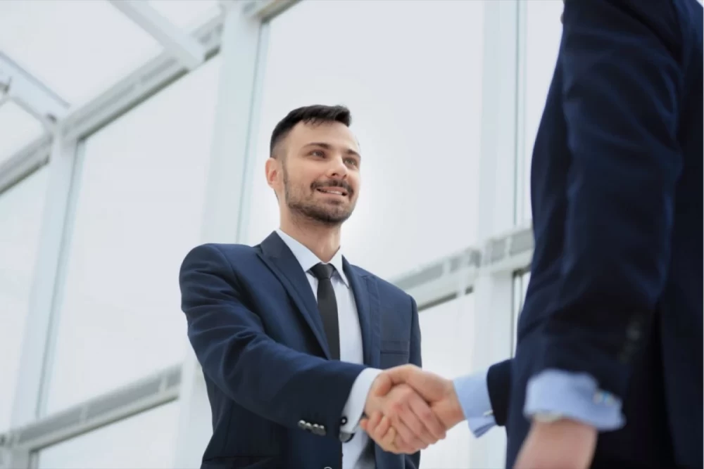چگونه مودبانه صحبت کنیم؟