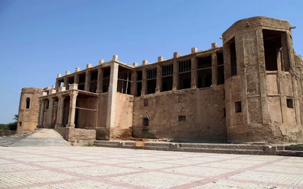 عمارت ملک