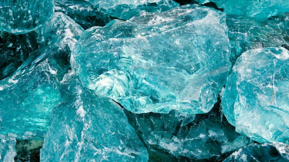 ویژگی سنگ تانزانیت