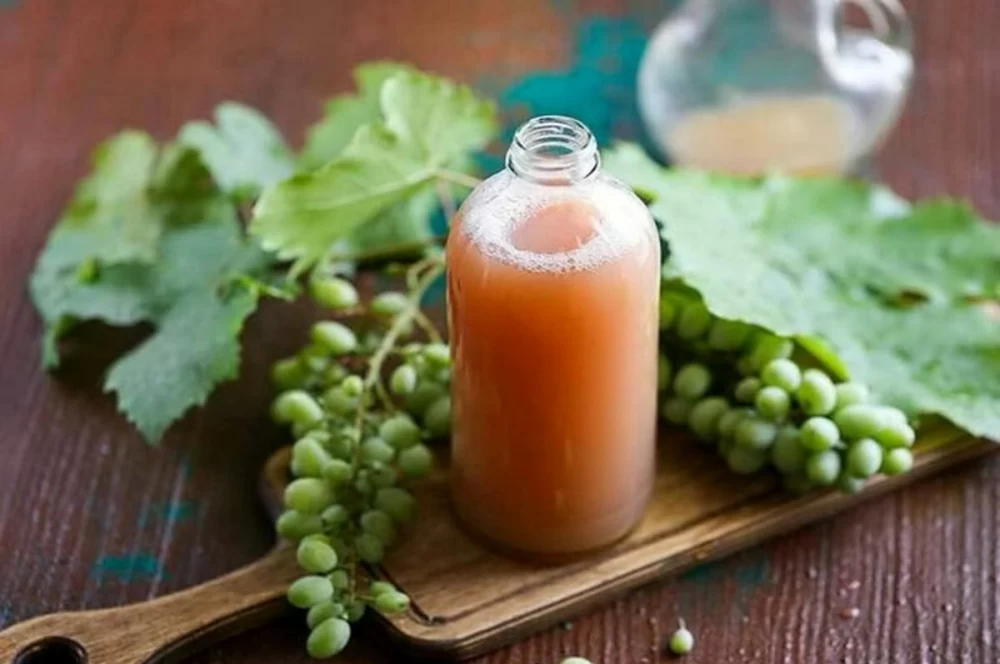 خواص آبغوره برای کبد