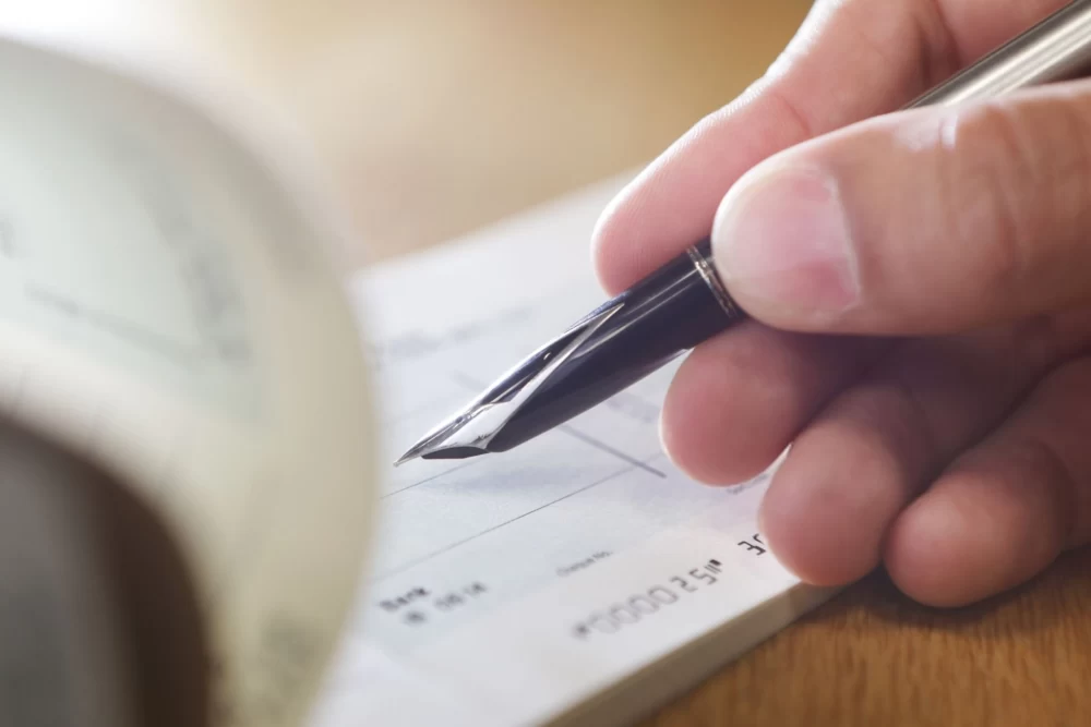 مسئولیت تضامنی امضاکنندگان چک 