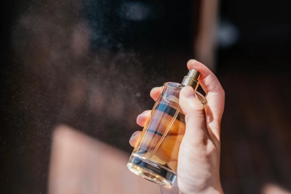 دلیل دیسکانتینیو شدن عطر