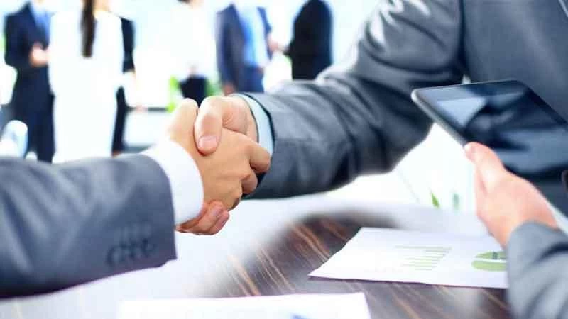 شرکت های مهاجرتی مورد تایید وزارت کار، از شرکت های دیگر اعتبار بیشتری دارند.