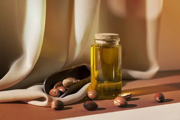 بهترین روغن آرگان در ایران برای مو و پوست