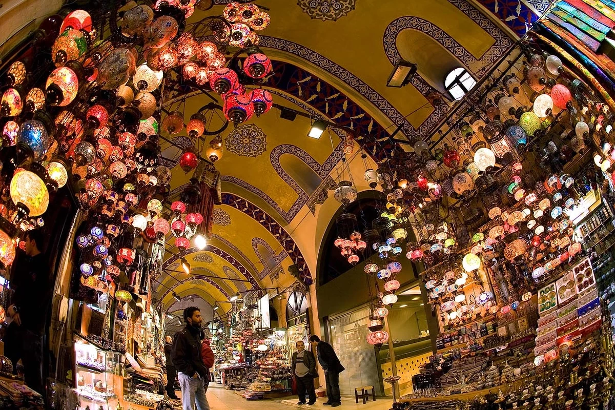 خرید بلیط استانبول و برنامه ریزی ۳ روزه برای گشت کامل در شهر