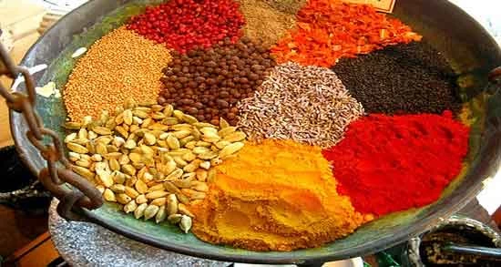 نحوه آزادسازی عطر انواع ادویه برای غذاهای خورشتی و پلویی