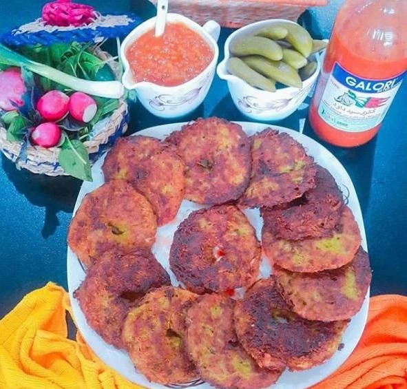انواع تزیین کتلت برای مدارس،مجالس و مهمانی های رسمی