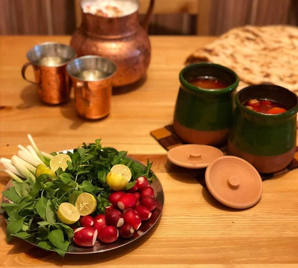 طرز تهیه آبگوشت در ظرف سفالی + (فوت و فن جا افتادن)