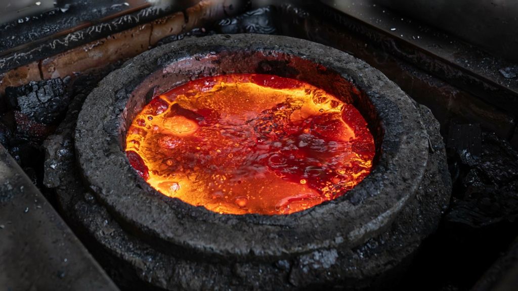 مراحل تبدیل قوطی آلومینیومی به شمش خالص و ارزشمند