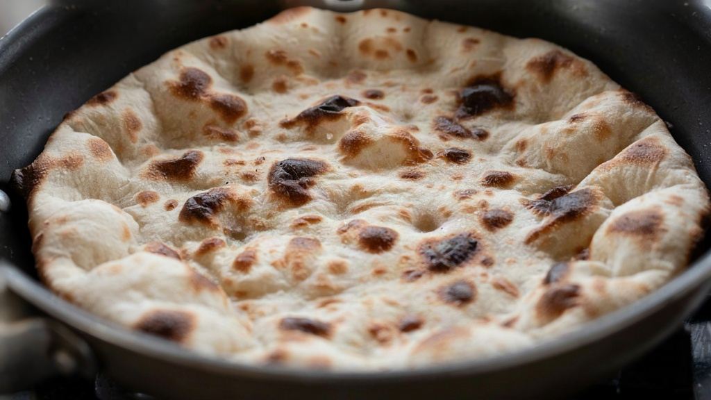 طرز تهیه نان سریع و نرم بدون خمیر مایه در ماهیتابه