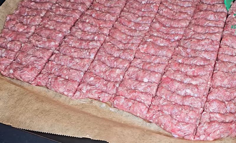 طرز تهیه کباب کوبیده بدون نیاز به منقل (کباب داشی) با راز رومال زعفرانی