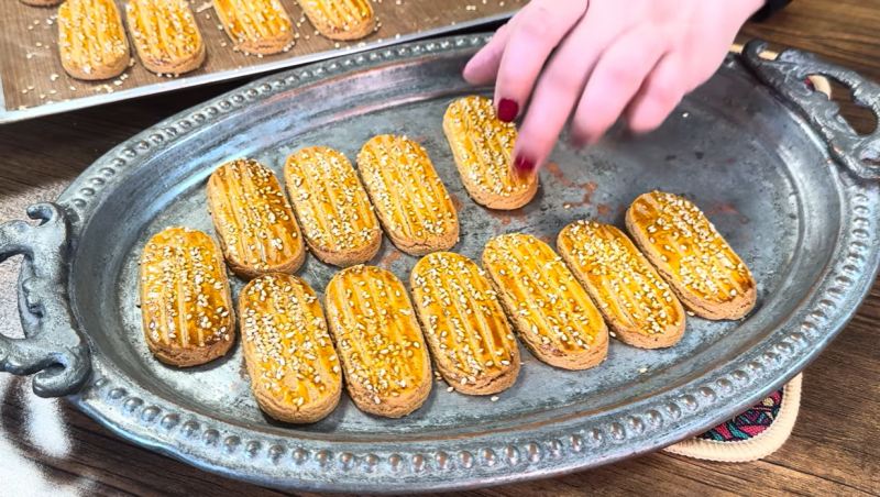 طرز تهیه شیرینی پادرازی مشهدی اصیل با ۳ مدل آرد