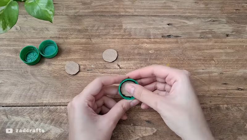 کاردستی با درب بطری : آموزش ساخت اسباب بازی سه چرخه قورباغه با درب بطری پلاستیکی