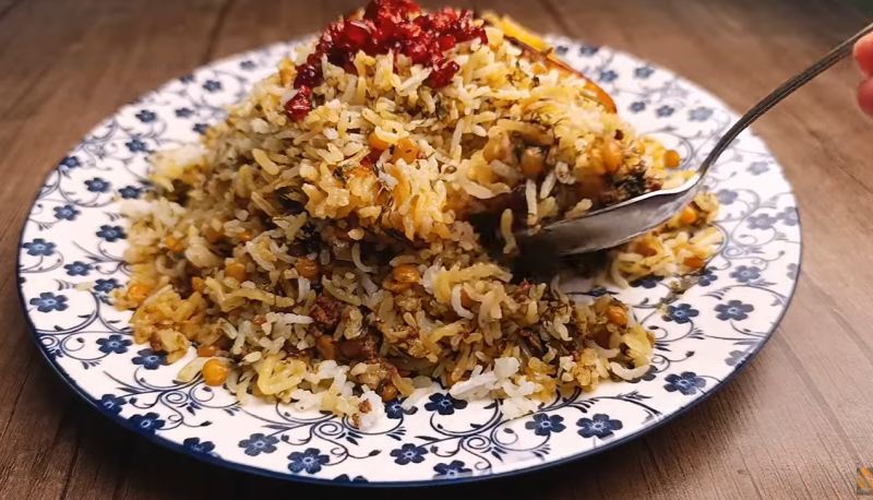 طرز تهیه غذایی خوشمزه و متفاوت با لپه و رب انار