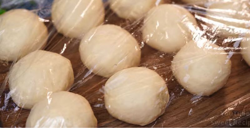طرز تهیه پیراشکی کرم دار خانگی در تابه ؛ راز پیراشکی های پنبه ای و پرفروش