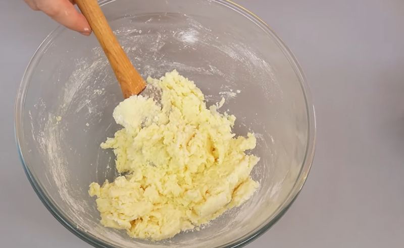 آموزش ساخت بیسکویت پنیری خانگی فوری با ۳ ماده اولیه