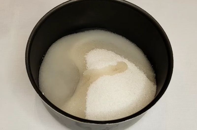 طرز تهیه حلوای آرد برنج شیرازی مجلسی و کشدار با عطر زعفران و گلاب