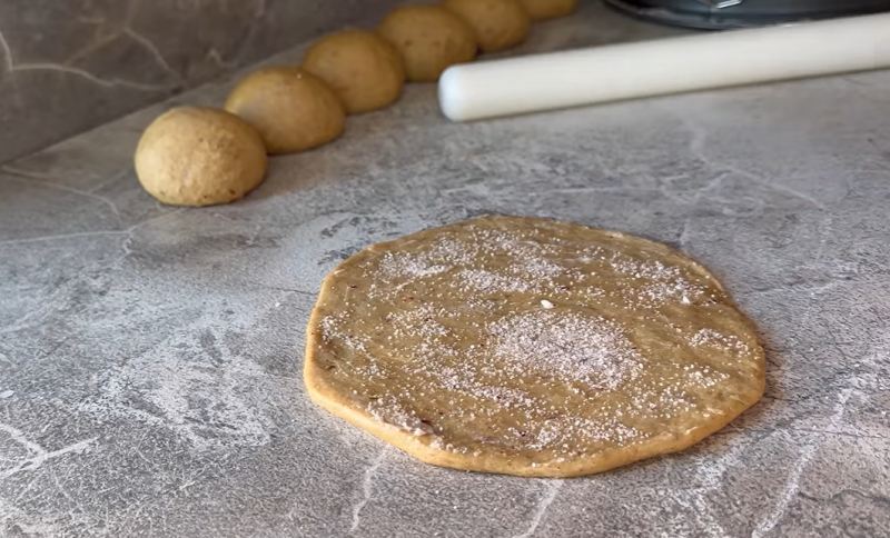طرز تهیه نان سیب و دارچین به روش آسان و خوشمزه