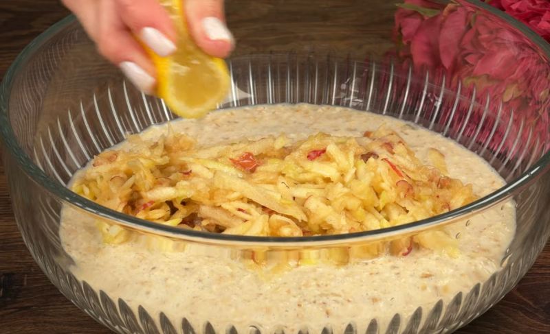 طرز تهیه صبحانه رستورانی با سیب و جودوسر