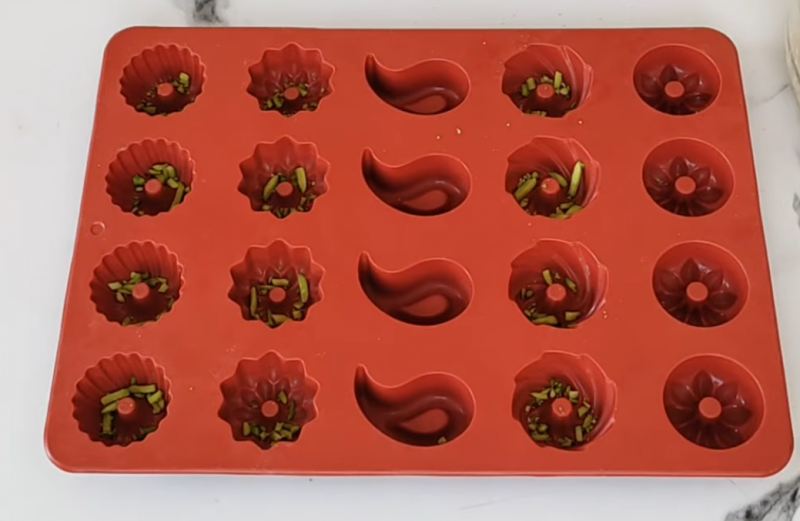 طرز تهیه شیرینی ۱۰ دقیقه ای بدون نیاز به آرد و شکر
