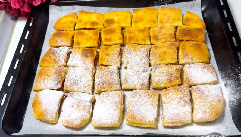 روش درست کردن صبحانه فوری و لذیذ با سیب رنده شده و آرد