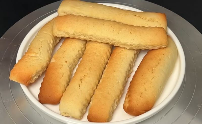 طرز تهیه بیسکویت شیرچای در ۵ دقیقه برای چای عصرانه