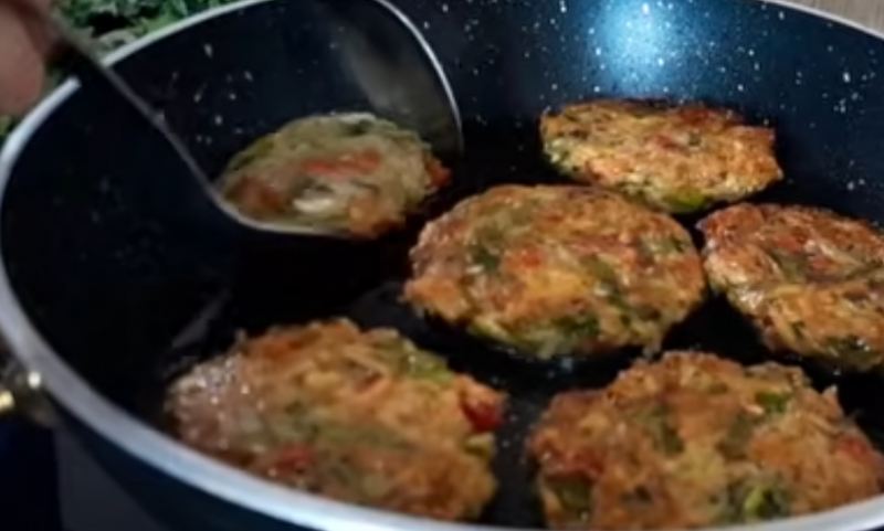 طرز تهیه کتلت عربی بدون گوشت و تخم مرغ، شام ترد و فوق العاده اقتصادی