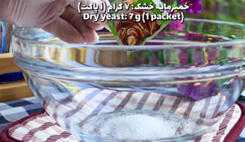طرز تهیه نان کماج سنتی به روش سریع در خانه