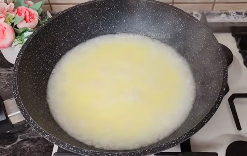 طرز تهیه چلو گوشت رستورانی با کته قالبی کاملاً پنبه ای و نرم