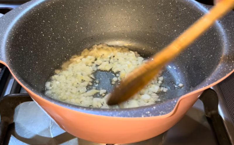 طرز تهیه آش سنتی کردی؛ غذای اصیل و خوشمزه