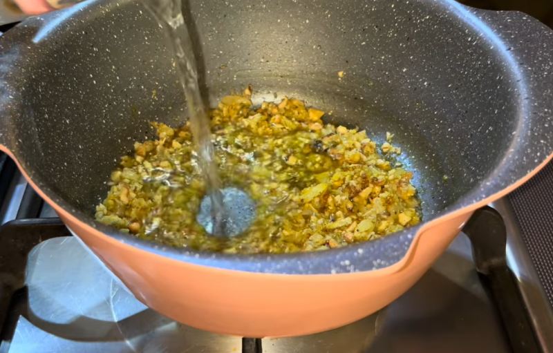 طرز تهیه آش سنتی کردی؛ غذای اصیل و خوشمزه