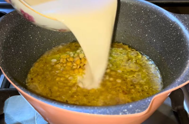 طرز تهیه آش سنتی کردی؛ غذای اصیل و خوشمزه