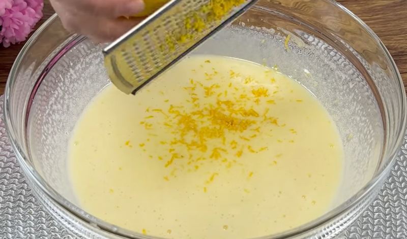 طرز تهیه کیک ماست فرانسوی معروف در ۵ دقیقه