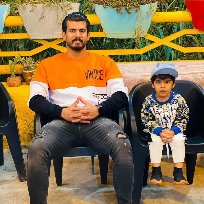 بیوگرافی طالب ریکانی فوتبالیست آبادانی و ماجرای خودزنی او در رختکن