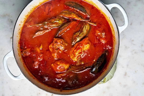 طرز تهیه خوراک بادمجان و مرغ یک غذای خوشمزه، فوری و ساده