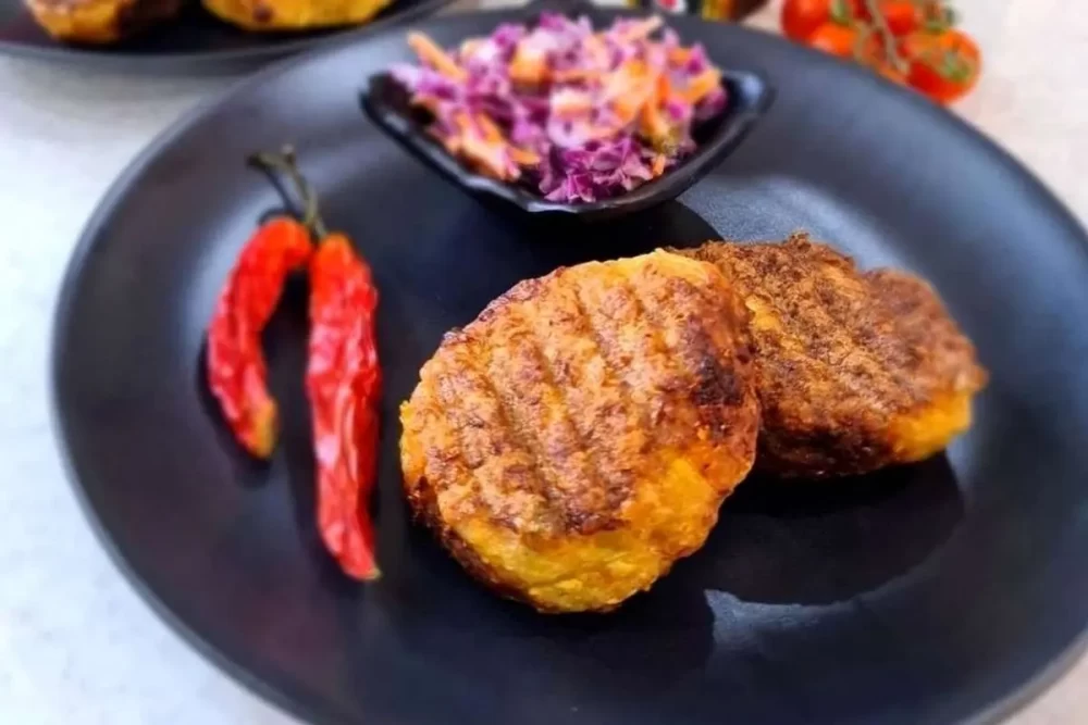 طرز تهیه باکوان مرغ: کوکوی متفاوت و خوشمزه
