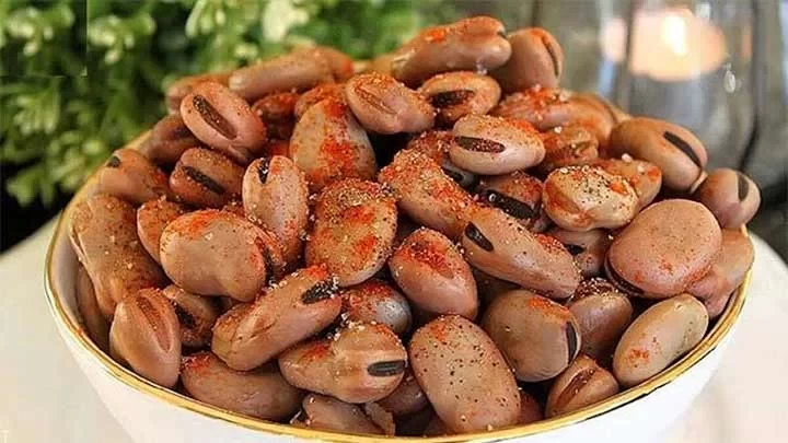 باقالی را چطور خشک کنیم که تازه و خوشرنگ بماند؟ (+روش پخت باقالی خشک)