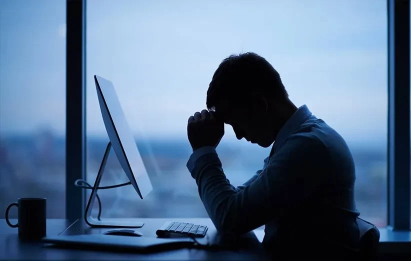 چطور به هیچ چیز فکر نکنم؟
