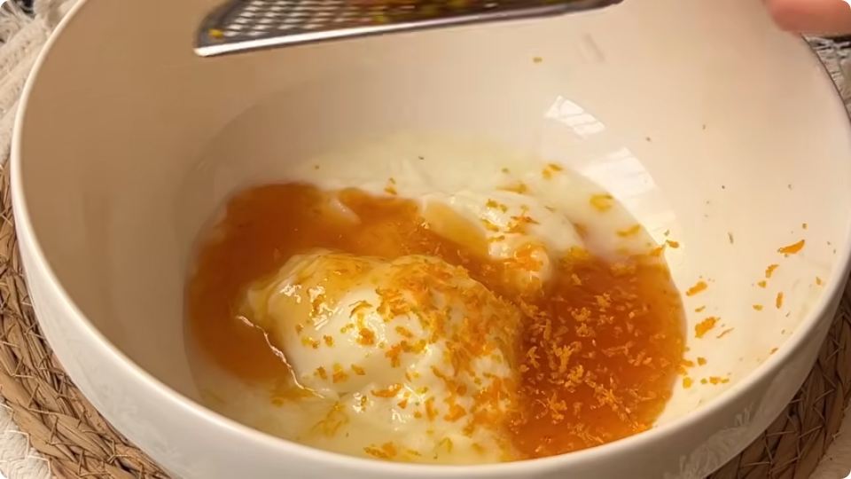 آموزش شیرینی خوشمزه با ماست و مربا؛ بدون فر و در کمترین زمان