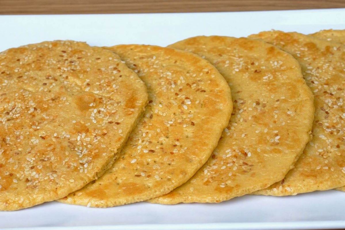 با یک پیمانه کنجد، نان پروتئینی بدون آرد و خمیرمایه درست کنید!
