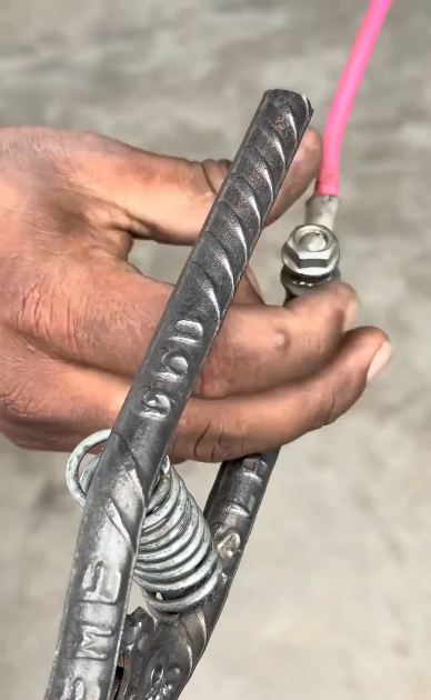 با دو تا میل گرد ساده یک ابزار جوشکاری خلاقانه بسازید