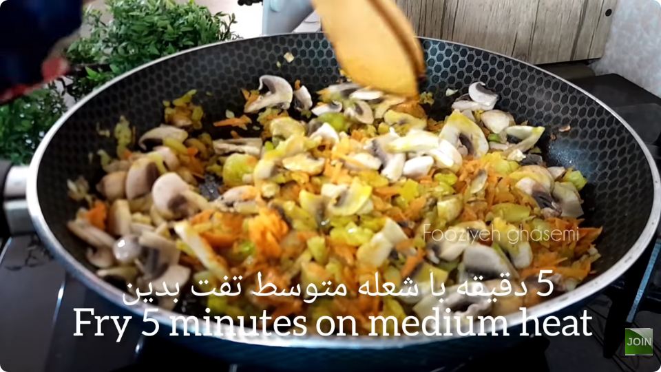کدو رو تو آب جوش بنداز و یه غذای رستورانی خوشمزه و آسون درست کن