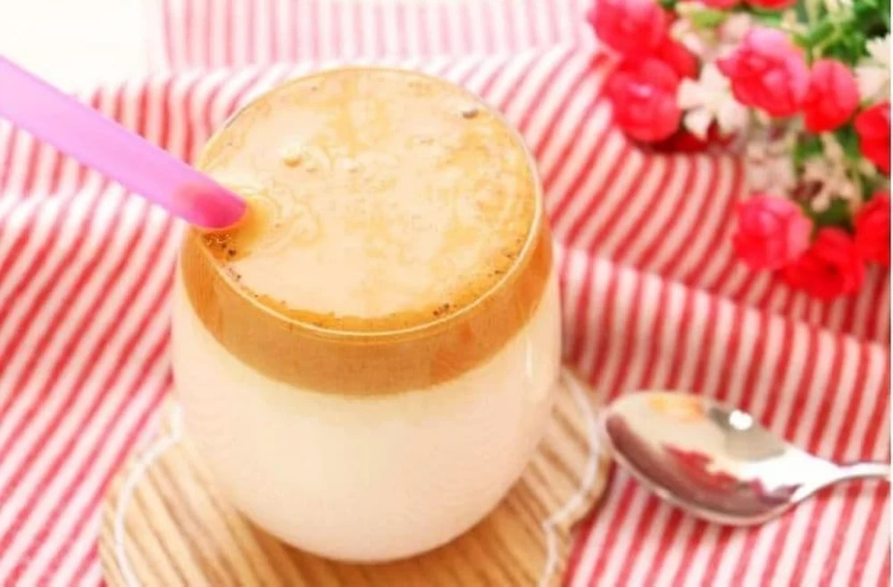 میلک شیک نسکافه ای