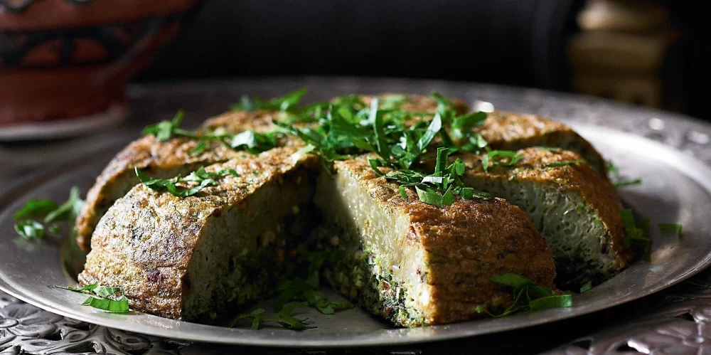 طرز تهیه کوکو سبزی با مرغ