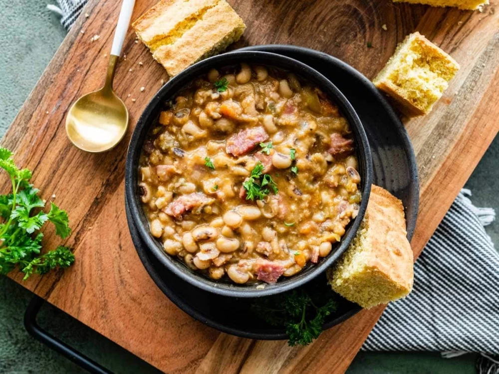 طرز تهیه سوپ لوبیا چشم بلبلی