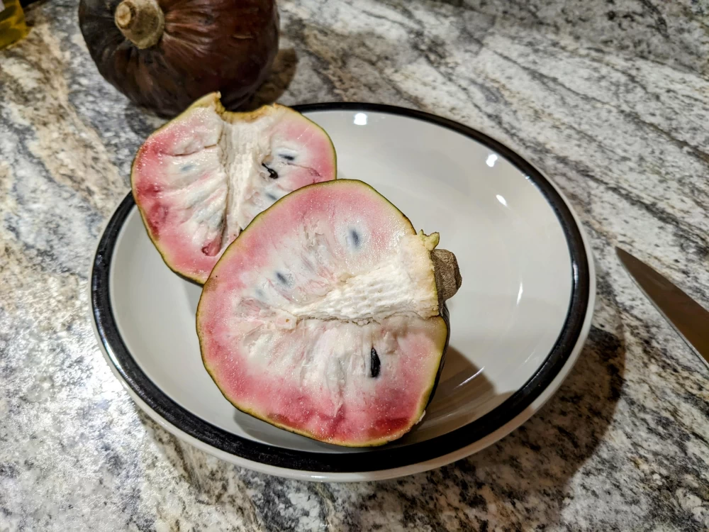 معرفی میوه سرخالو