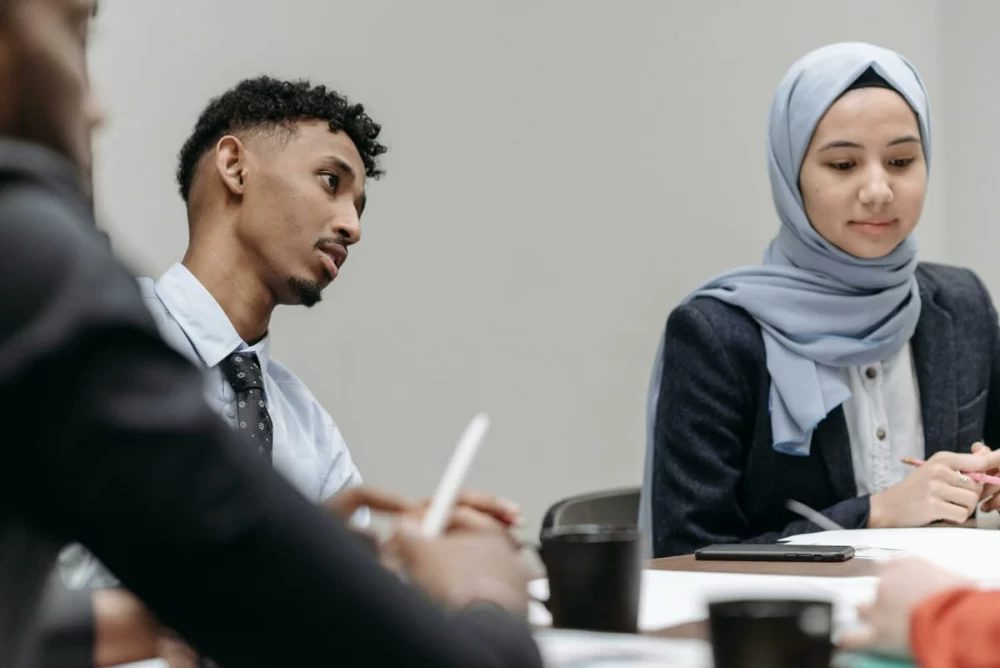حد و حدود ارتباط با نامحرم 